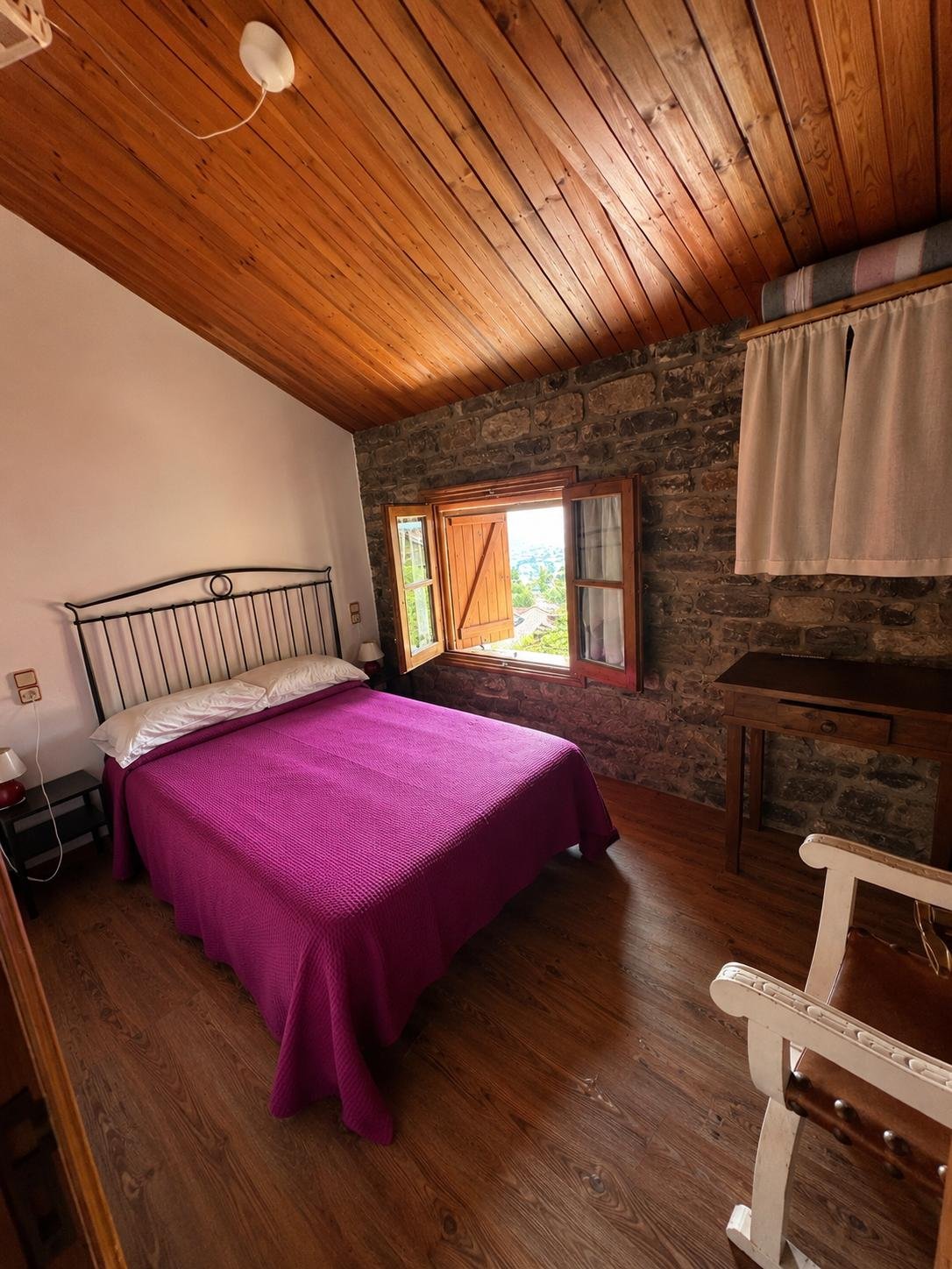 Habitación Individual de la Casa Rural El Hospital